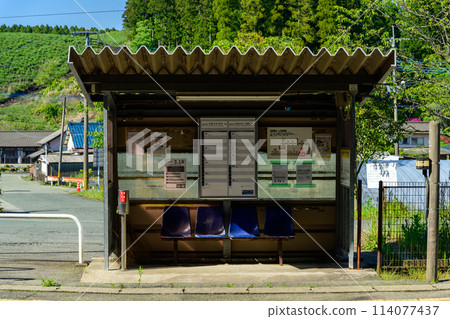 A view of Namino Station, the highest station on the plateau in Kyushu, illuminated in a gentle beam of sunlight (Namino, Aso City) A view of Namino Station, the highest station on the plateau in Kyushu, illuminated in a gentle beam of sunlight (Namino, Aso City) 114077437