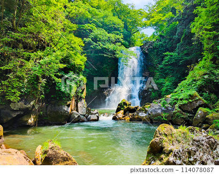 White Falls of Nazo 114078087