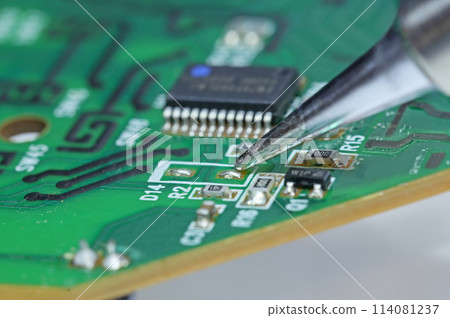 Soldering the board 114081237