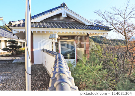 An art museum modeled after a rock castle located in Soeda Park, Tagawa County, Fukuoka Prefecture 114081304
