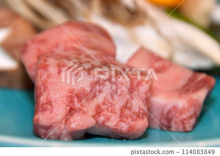 牛肉大理石花紋的肉 114083849