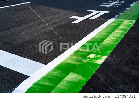 Road markings and auxiliary lines on the road surface after paving work, stop lines and shoulder strips, b-2, high contrast Road markings and auxiliary lines on the road surface after paving work, stop lines and shoulder strips, b-2, high contrast 114084351