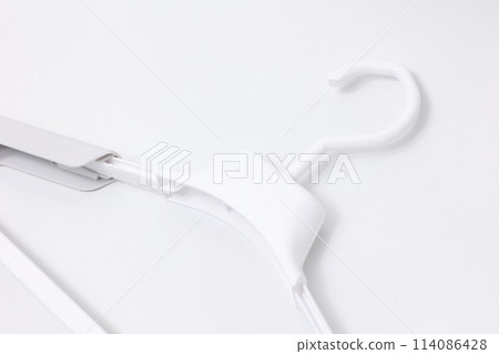 hanger, clothes rack, jacket, outerwear, clothes, laundry, clothing, daily necessities, household goods, lifestyle, shirt 114086428