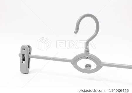 hanger, clothes rack, jacket, outerwear, clothes, laundry, clothing, daily necessities, household goods, lifestyle, shirt hanger, clothes rack, jacket, outerwear, clothes, laundry, clothing, daily necessities, household goods, lifestyle, shirt 114086463