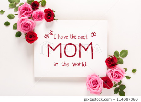 Mother's Day message with roses and leaves 114087060