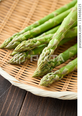 漏勺上的蘆筍 114088225
