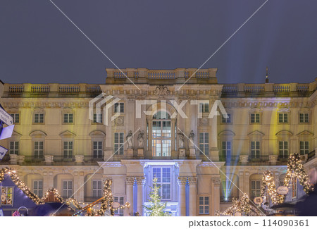 The Festive illumination of the palace facade at night. The Festive illumination of the palace facade at night. 114090361