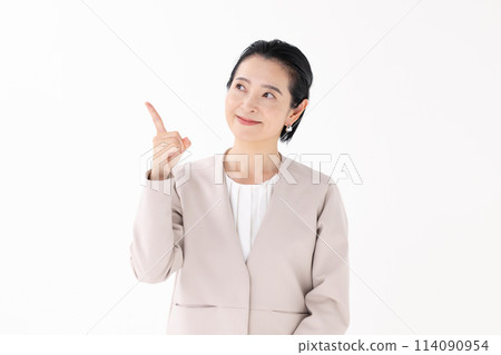 Middle woman business pointing finger 114090954