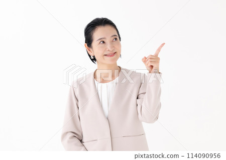 Middle woman business pointing finger Middle woman business pointing finger 114090956