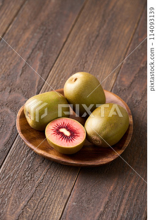 獼猴桃紅寶石紅 114093139