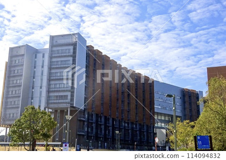 Kyushu University Ito Campus, Faculty of Science Lecture Building 114094832