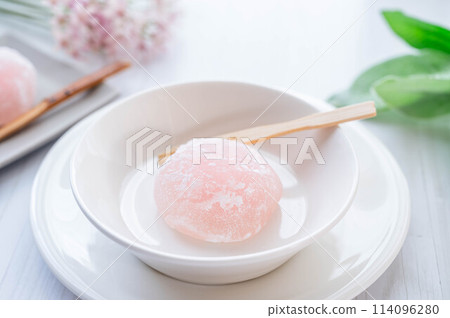 Strawberry Water Daifuku Strawberry Water Daifuku 114096280