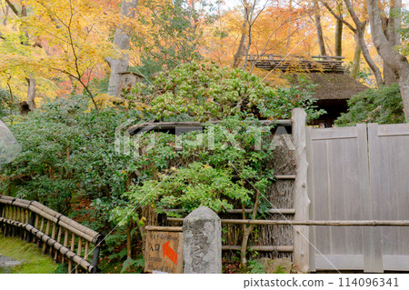 Information board at the entrance to Gion-no-Iori (Gionji Temple, Ojo-in Nunnery) in Saga, Ukyo Ward, Kyoto City Information board at the entrance to Gion-no-Iori (Gionji Temple, Ojo-in Nunnery) in Saga, Ukyo Ward, Kyoto City 114096341