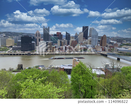 Downtown Pittsburgh as seen from Mount Washington, Pennsylvania, USA Downtown Pittsburgh as seen from Mount Washington, Pennsylvania, USA 114096822