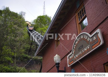 Monongahela Incline, Pittsburgh, Pennsylvania, USA 114096836