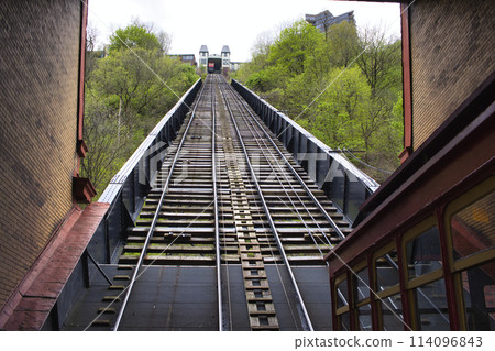 Duquesne Incline, Pittsburgh, Pennsylvania, USA Duquesne Incline, Pittsburgh, Pennsylvania, USA 114096843