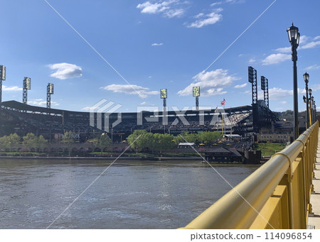PNC Park, Pittsburgh, Pennsylvania, USA 114096854