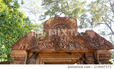 Narasimha Tearing Apart the Piranha Kasib [Banteay Srei, Cambodia] 114097573