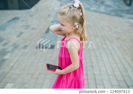 Child head with cochlear implant hearing aid. Hearing aid and medicine innovating technology and diversity Inclusion and people with disability concept. Copy space 114097813