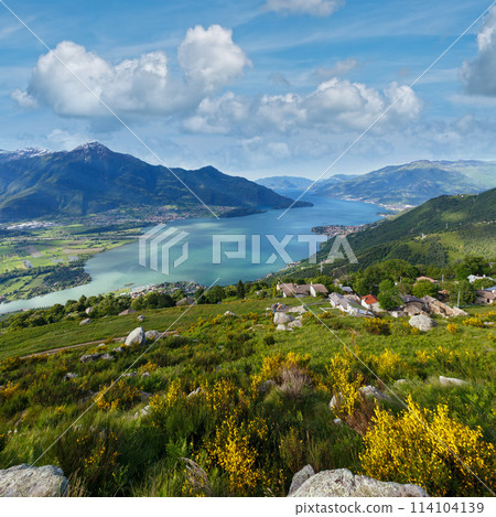 Lake Como view (Italy) 114104139