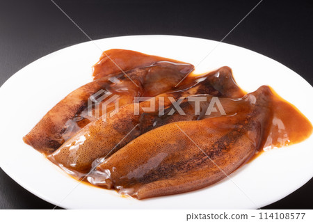 Squid with gut removed for teriyaki, before cooking (Argentine pine squid, from China) 114108577