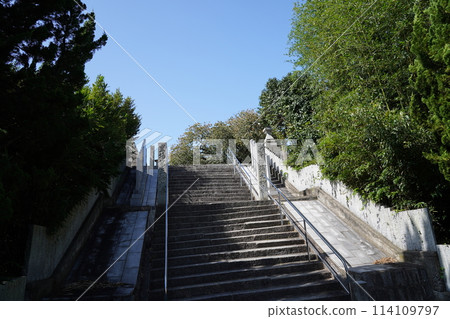 國分寺入口的四國參拜階梯 114109797