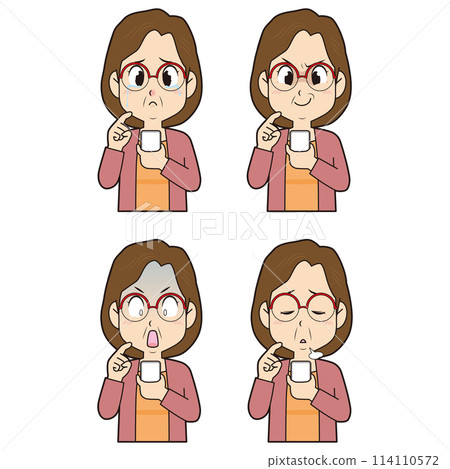 Auntie using a smartphone③ Auntie using a smartphone③ 114110572