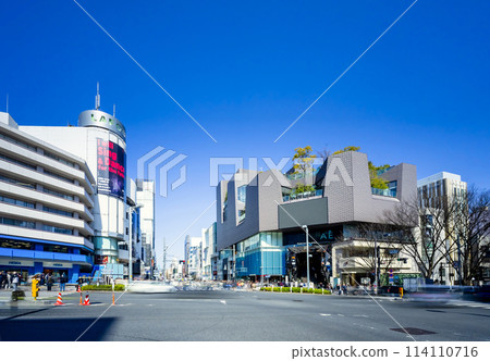 Tokyo Harajuku Jingumae intersection 2024 114110716