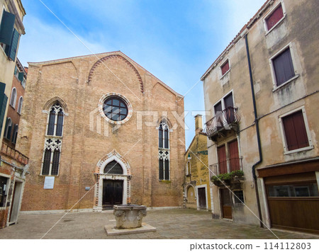 An old closed former church building (Venice, Italy) An old closed former church building (Venice, Italy) 114112803