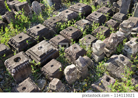 Repurposed stones used in the stone walls of Fukuchiyama Castle (Fukuchiyama City, Kyoto Prefecture) 114113021