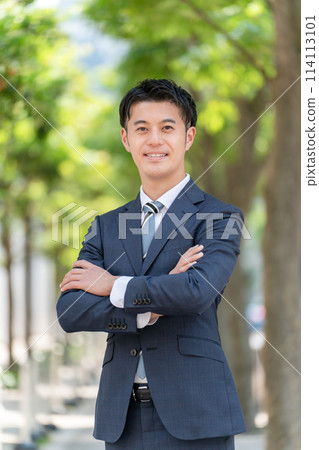 商務中間人 114113101