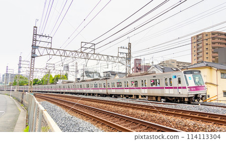 Tokyo Metro Hanzomon Line 8000 Series Isesaki Line ⇄ Hanzomon Line ⇄ Denentoshi Line Tokyo Metro Hanzomon Line 8000 Series Isesaki Line ⇄ Hanzomon Line ⇄ Denentoshi Line 114113304