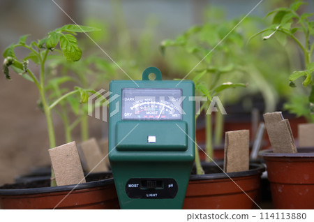 Measure soil with three way agricultural digital device 114113880