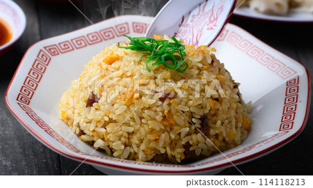 Chinese fried rice 114118213