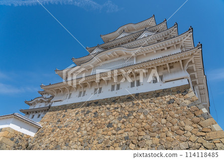 兵庫縣姬路市,從主天守閣看到的姬路城主天守閣 兵庫縣姬路市,從主天守閣看到的姬路城主天守閣 114118485