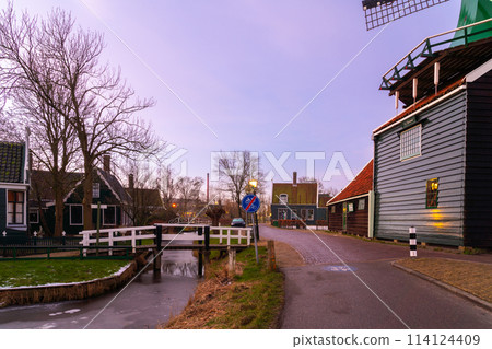 Dutch city early one morning Dutch city early one morning 114124409