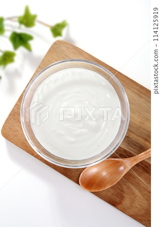 Delicious plain yogurt Delicious plain yogurt 114125919