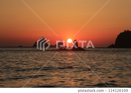 在海上日落 在海上日落 114126109