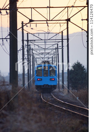 A frigid morning on the Omi Railway 2024 Winter 1 114126470