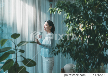 咖啡 喝咖啡 女生 114126546
