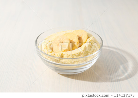 Banana flour, concept of cooking food, tasty banana flour 114127173