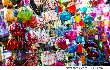 hanging lanterns hanging lanterns 114128292