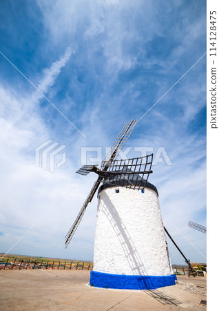 windmills in Consuegra windmills in Consuegra 114128475