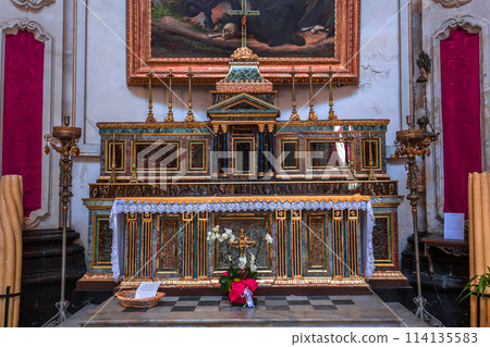 interiors of Duomo church, Ragusa, sicily, Italy 114135583