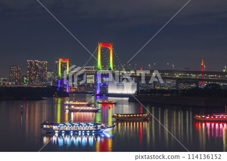 台場彩虹橋和船屋東京夜景 114136152