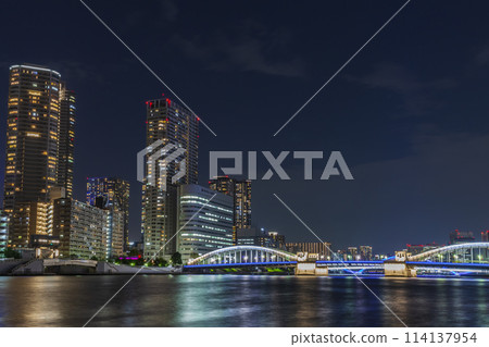 Illuminated bridges on the Sumida River and cityscape Tokyo night view 114137954