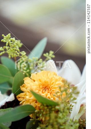 wedding decorations flowers yellow decor 114142587