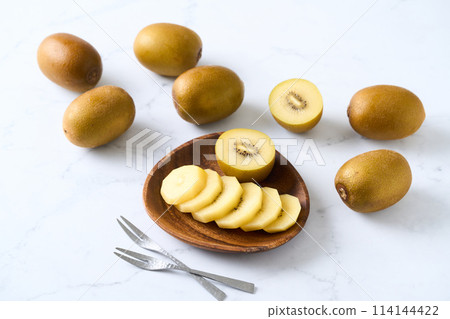 New Zealand Golden Kiwi 114144422