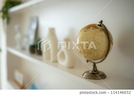 Interior goods and other items are available. 114146032