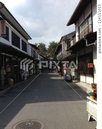 A nostalgic townscape 114151015